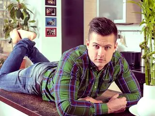 Adult camshow MightyTwink