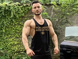 Livesex shows PumpIron