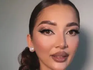 Real adult ZarifaBev